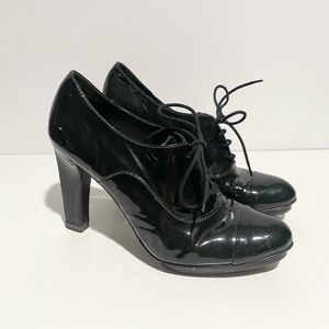 Theory Oxford Pump Lace‎ Patent Leather Elegant Black Women's Heels